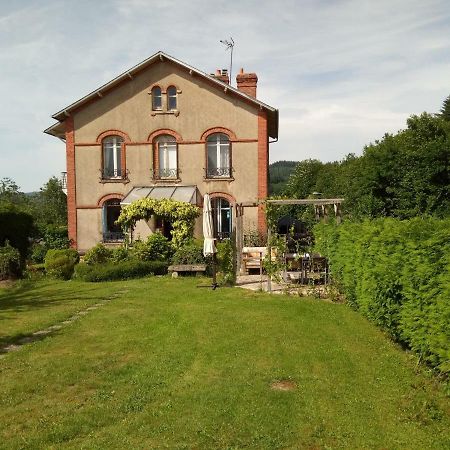 La Maison Du Marchand Peyrat-le-Chateau Exterior photo