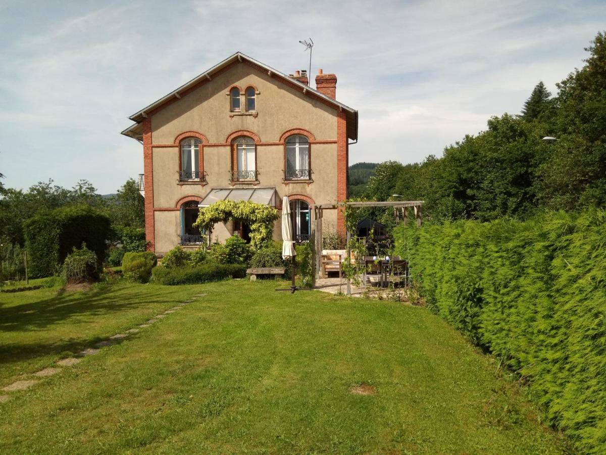 La Maison Du Marchand Peyrat-le-Chateau Exterior photo